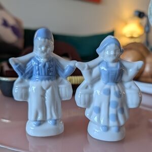 Vintage Salt And Pepper Shakers